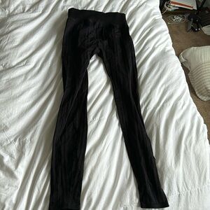 Black cable knit leggings